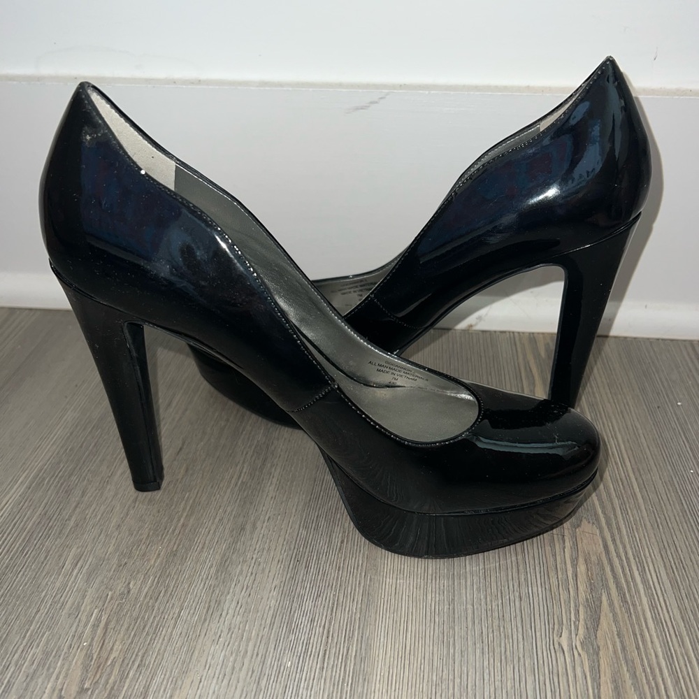 G by Guess Black Pumps